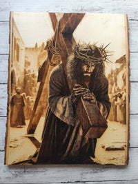 Jesus Carrying the Cross Wood Engraving – Christian Wall Art | Passion of Christ Religious Decor